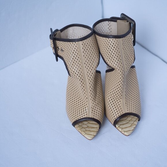 Glossi Perforated Leather Ankle Buckle Wedge Peep Toe Sandals - Picture 3 of 10